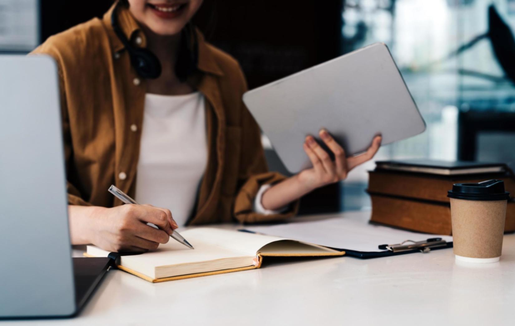 Strategic planning session with Australian business owners