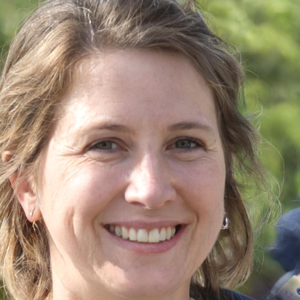 Siobhan Quillan financial model specialist and program coordinator